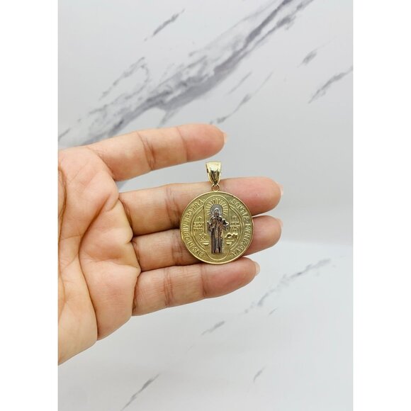 10k gold pendant medallion Saint Benedict  ✨ San Benito Medalla - Picture 1 of 4